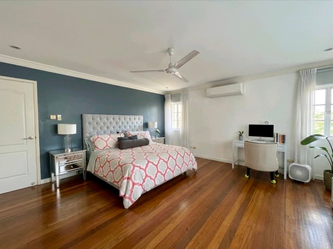 3 Bedroom plus Guestroom in Ayala Alabang Village — photo 2 of 3